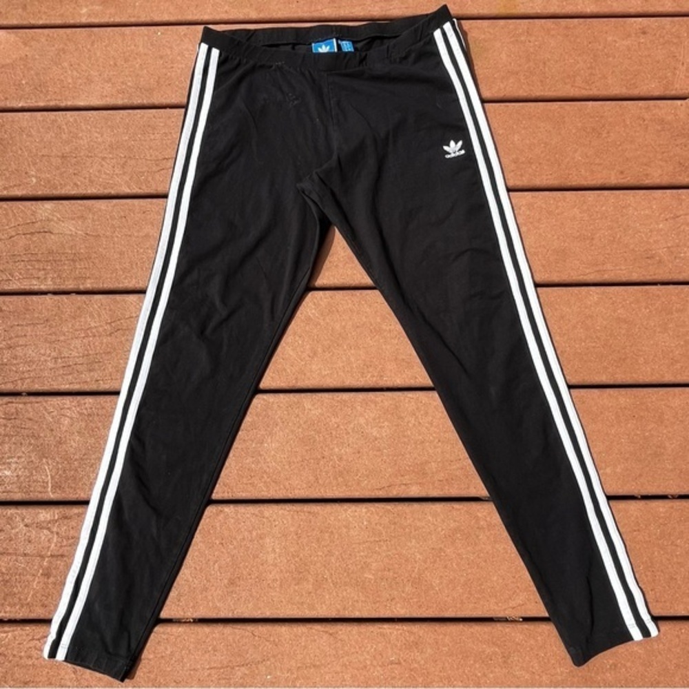 Adidas Black lagging sizes l
